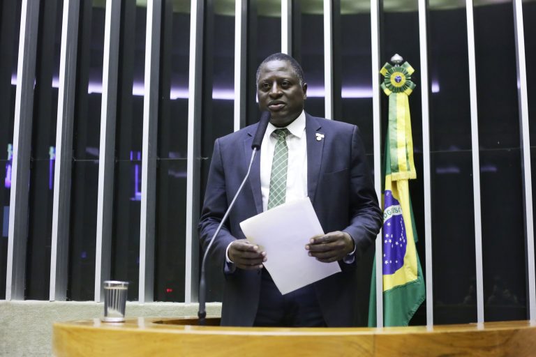 Deputado Hélio Lopes