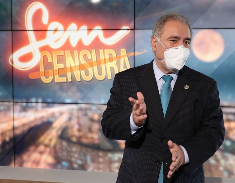 O ministro da Saúde, Marcelo Queiroga, participa do programa Sem Censura, na TV Brasil