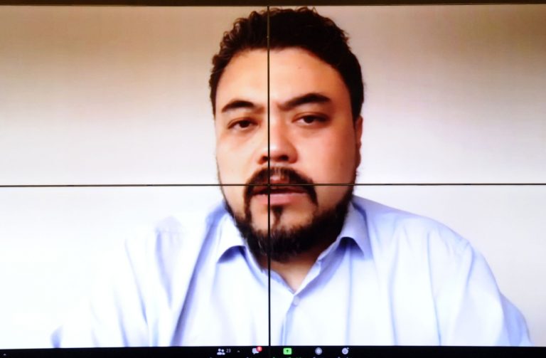 Audiência Pública. Professor de Jornalismo da PUC-SP, Leonardo Sakamoto