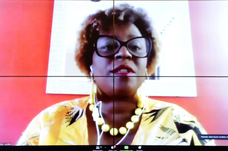 Audiência Pública - Importância do Cuidador da Pessoa com Deficiência e do Idoso. Associação dos Cuidadores da Pessoa Idosa, da Saúde Mental e com Deficiência do Estado do RJ, Ana Gilda Soares dos Santos