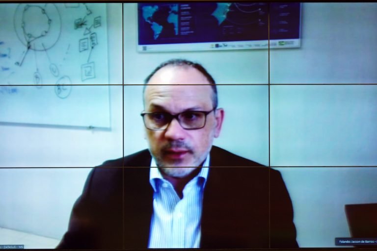 Audiência Pública - Debater Prescrição médica eletrônica. Diretor do Departamento de Informática do Sistema Único de Saúde (DATASUS/SE), Jacson Venancio de Barros