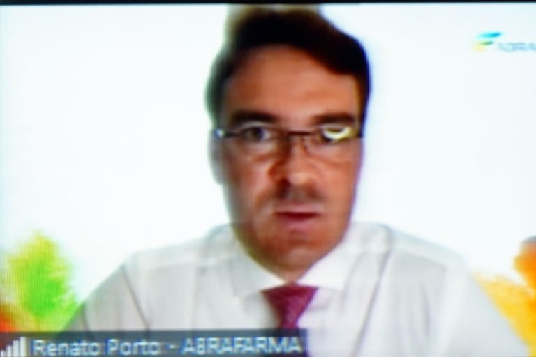 Audiência Pública - Debater Prescrição médica eletrônica. Diretor-executivo de Relações Institucionais(ABRAFARMA), Renato Alencar Porto