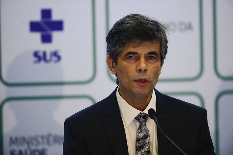 O médico Nelson Teich, que deixa o cargo de ministro da Saúde hoje (15), fez um pronunciamento de despedida, no qual fez um balanço da sua curta atuação à frente da pasta