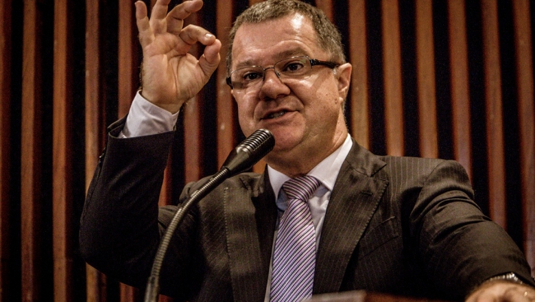 Carlos Gabas