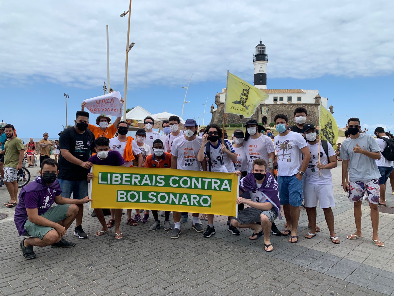 Livres Fora Bolsonaro