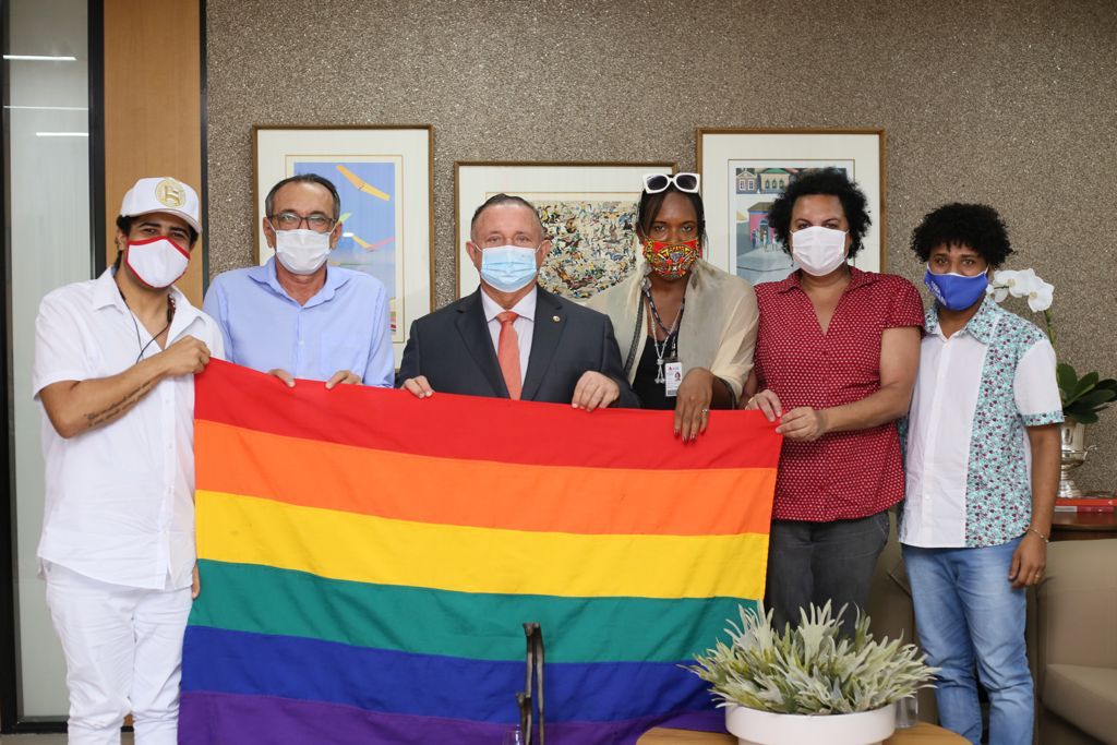 Adolfo LGBTs