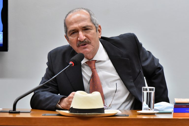 Atos Comemorativos - 200 anos da Independência do Brasil - Lançamento de selos, logomarca e site. Ex Presidente da Câmara dos Deputados, Aldo Rebelo