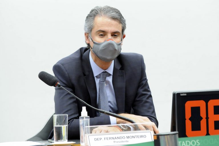 Audiência Pública - Efeitos da reforma nas políticas públicas de educação e saúde. Dep. Fernando MonteiroPP - PE