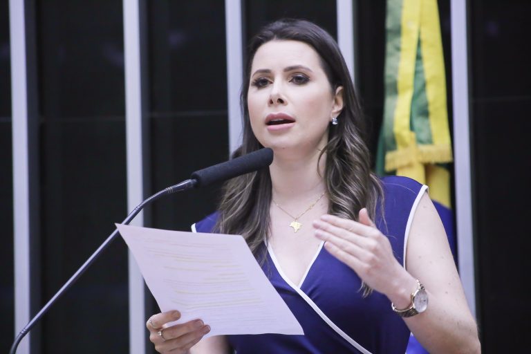 Discussão e votação de propostas. Dep. Caroline de Toni PSL-SC