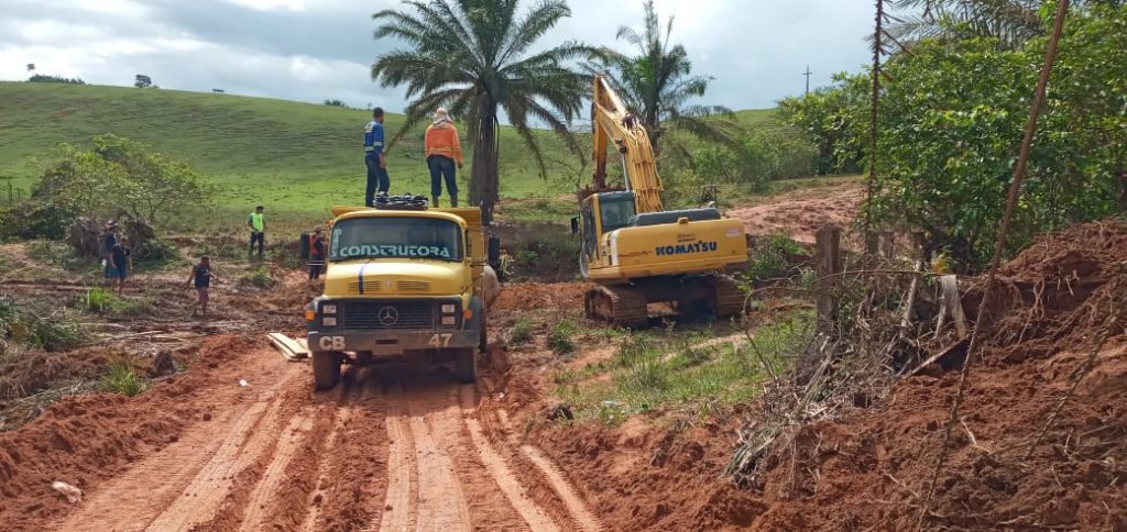 KM 17 da BA-284, entre Itamaraju e o distrito de Alho