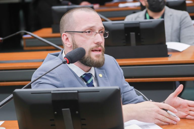 Descrição - Discussão e Votação do Relatório do Relator. Dep. Filipe Barros PSL-PR