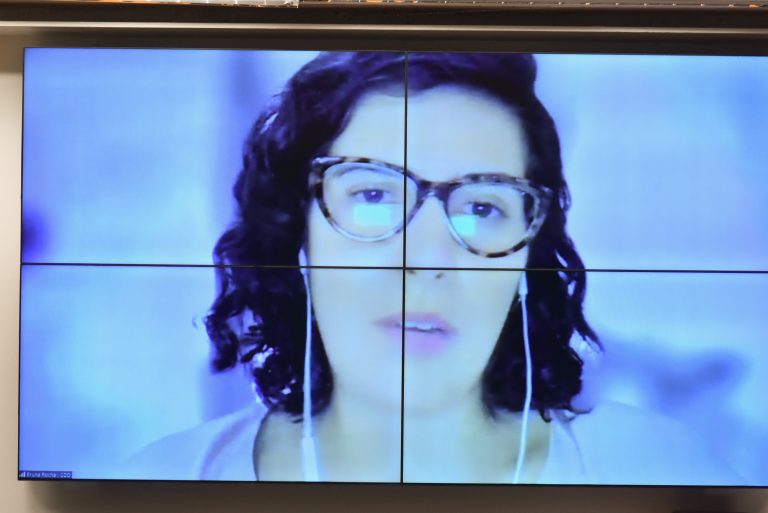Audiência Pública - Debater o dia 23 de setembro como o Dia Nacional de Conscientização sobre a doença Dermatite Atópica. Bruna Rocha - Representante da Associação de Pacientes Crônicos do Dia a Dia - CDD;