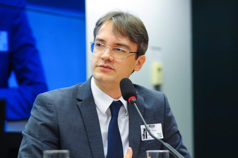 Audiência Pública - Desenvolvimento Sustentável do Polo Gesseiro. Rogério Wanderley - Procurador do Trabalho do Ministério Público do Trabalho