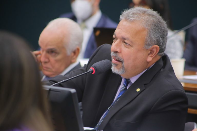 Reunião de Comparecimento de Ministro de Estado. Dep. Elias Vaz PSB-GO