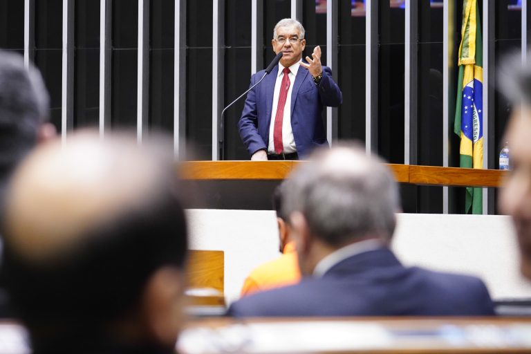 A Política Energética e o Desenvolvimento Econômico e Social. Dep. Zé Neto PT-BA