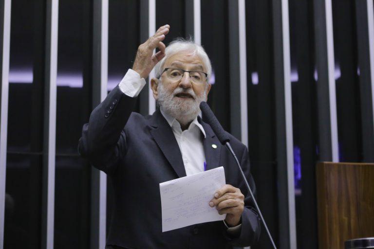 Homenagem ao Dia dos Povos Indígenas. Dep. Ivan Valente PSOL-SP