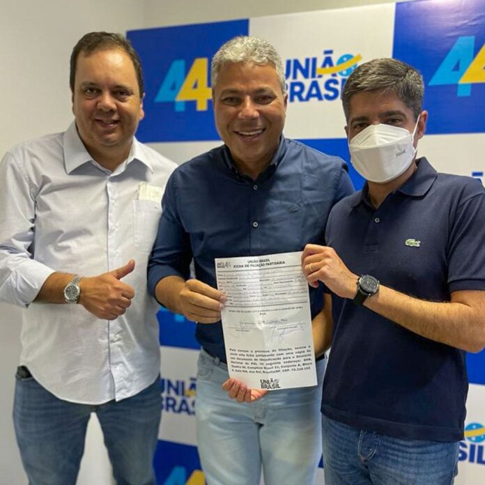 ACM Neto Elmar