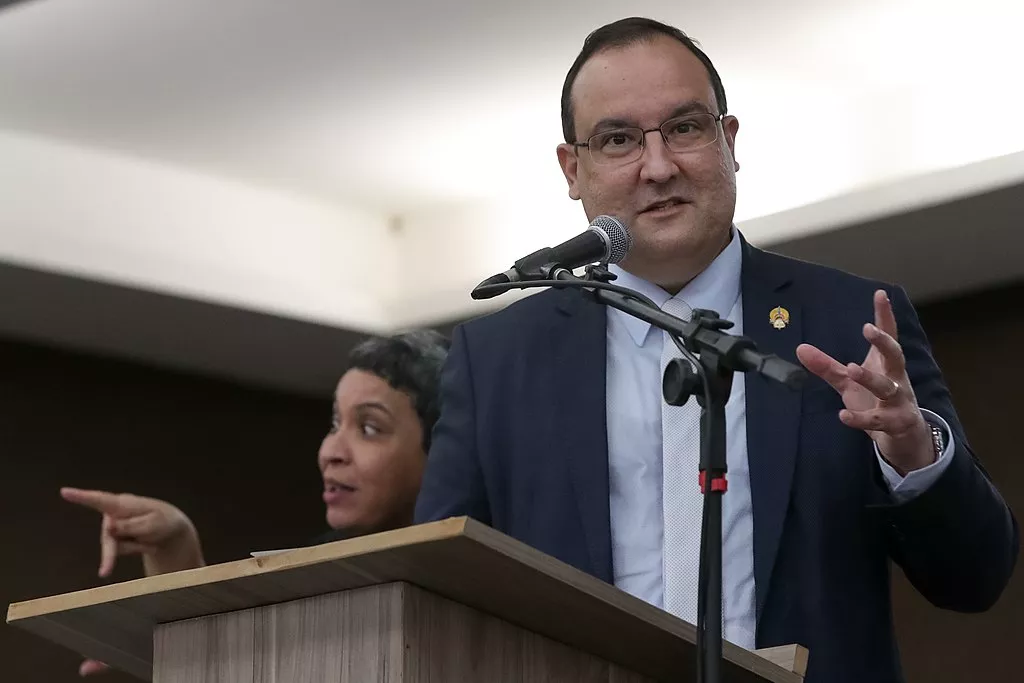 Presidente da Funai, Marcelo Xavier, durante discurso.