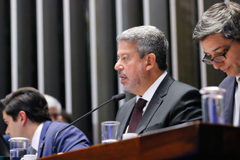 Promulgação das PECs 15/2022 (estado de emergência) e 11/2022 (piso da enfermagem). Dep. Arthur Lira PP - AL