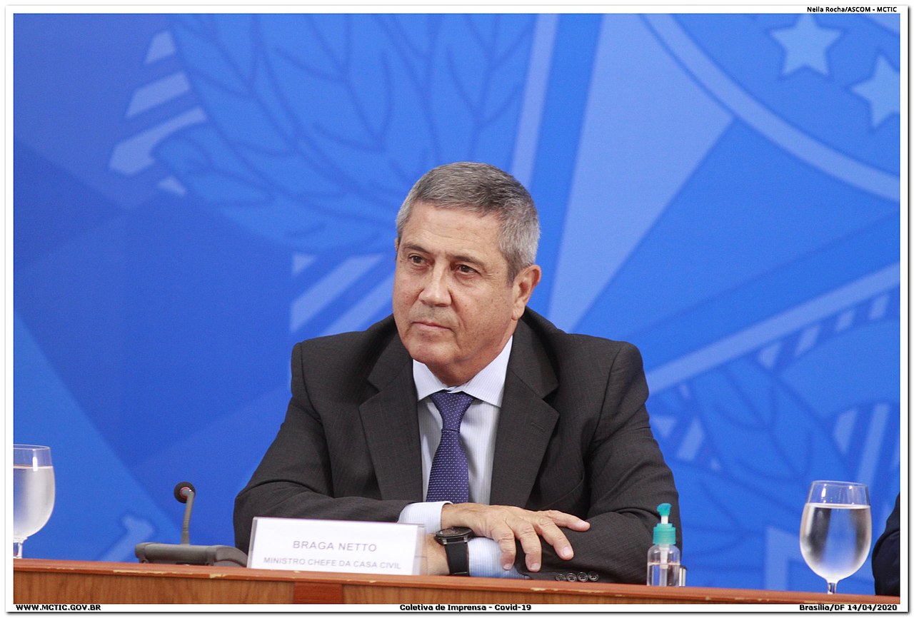 Ministro da Casa Civil, Braga Netto, comandou Comitê de Crise da Covid-19