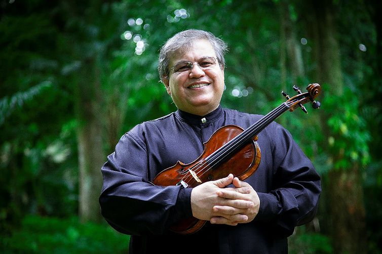 Rio de Janeiro (RJ) - Um Concerto Sinfônico em homenagem a um dos maiores gênios da música erudita, Tchaikovsky, que completa 130 anos de falecimento, é o ponto de partida da Série Celebrações do Theatro Municipal do Rio de Janeiro. Foto: Lipe Portinho/Divulgaçāo 