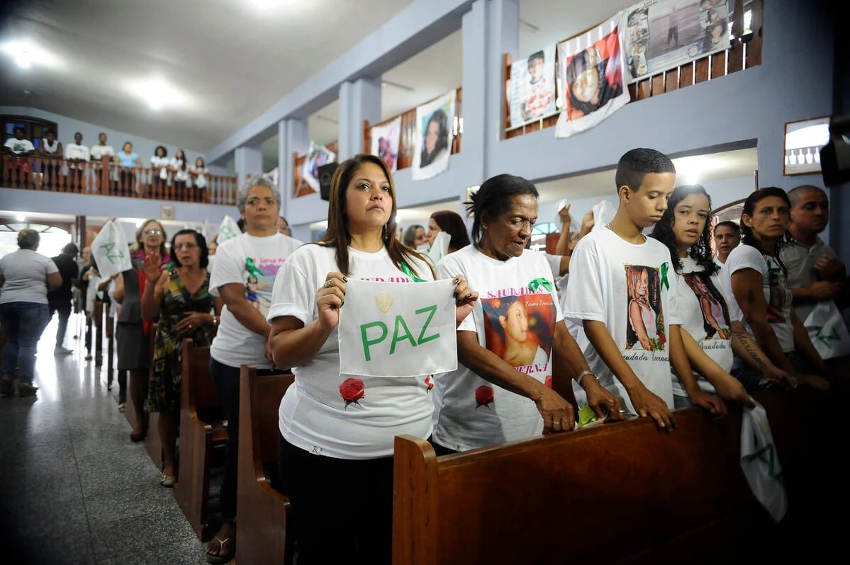 Capa_“Esquecer é permitir que ocorra novamente”, diz diretora da associação Anjos de Realengo (1)