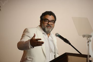 Petrópolis (RJ), 14/04/2023 – O curador, Marcelo Campos durante inauguração do Centro Cultural Sesc Quitandinha, que apresenta a exposição Um oceano para lavar as mãos. Foto: Tomaz Silva/Agência Brasil