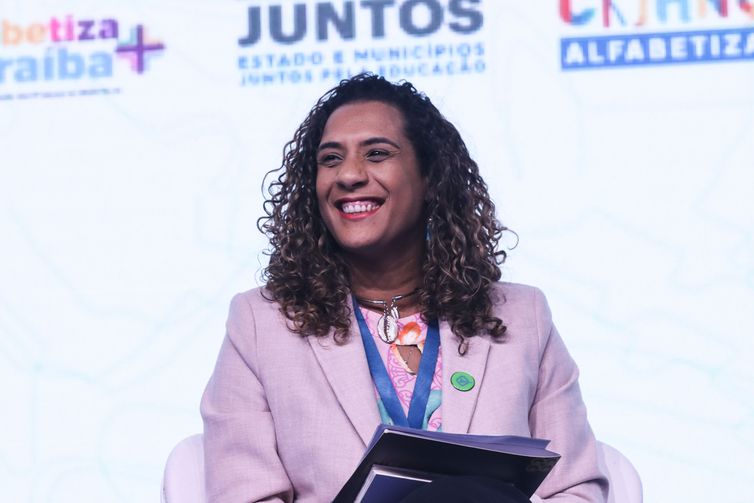 Brasília, (DF) – 19/09/2023 – A&nbsp;ministra da Igualdade Racial, Anielle Franco, participa do evento sobre o&nbsp;Compromisso Nacional Criança Alfabetizada. Foto Valter Campanato/Agência Brasil.
