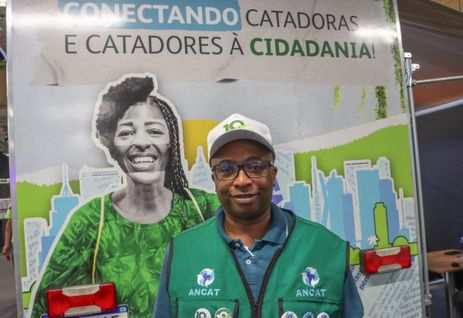 Brasília (DF), 20/12/2023, A Expocatadores 2023, com o tema É hora da conta fechar!, a edição deste ano conta com mais de dois mil catadores (as no Estádio Nacional Mané Garrincha, em Brasília. Na foto Roberto Rocha, da Associação Nacional dos Catadores e Catadoras de Materiais Recicláveis. Foto: Valter Campanato/Agência Brasil