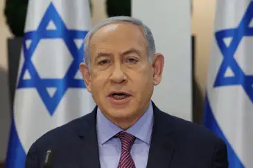 Benjamin Netanyahu em Tel Aviv 31/12/2023 ABIR SULTAN/Pool via REUTERS