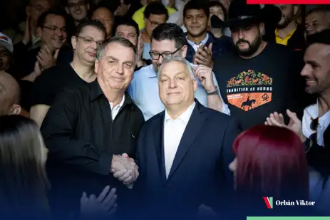 Estamos em Buenos Aires para comemorar a grande vitória do presidente @JMilei
. Tive o prazer de me encontrar com meu grande amigo, Presidente @jairbolsonaro
. A direita está a crescer não só na Europa, mas em todo o mundo! . Foto: Orbán Viktor/X