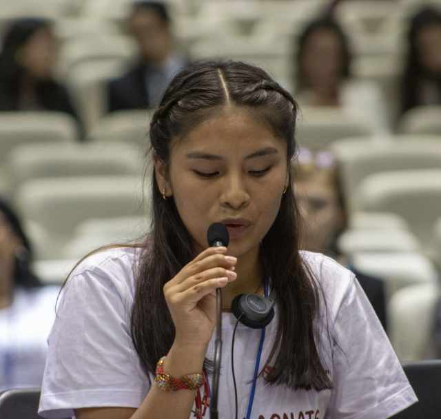 Jovem ativista climática peruana Joselim Guamán, de 17 anos