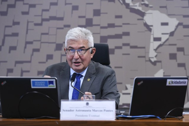 Senador Astronauta Marcos Pontes (PL-SP) durante Comissão Temporária Interna sobre Inteligência Artificial no Brasil