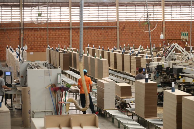 Fábrica de chapas de MDF