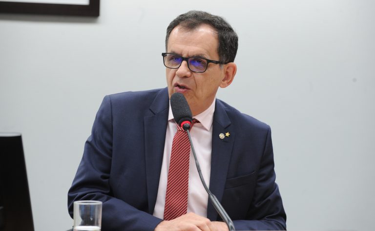 Audiência Pública - Unidades de Pesquisa de Ciência, Tecnologia e Inovação do Ministério da Ciência, Tecnologia e Inovação. Dep. Reimont (PT-RJ)